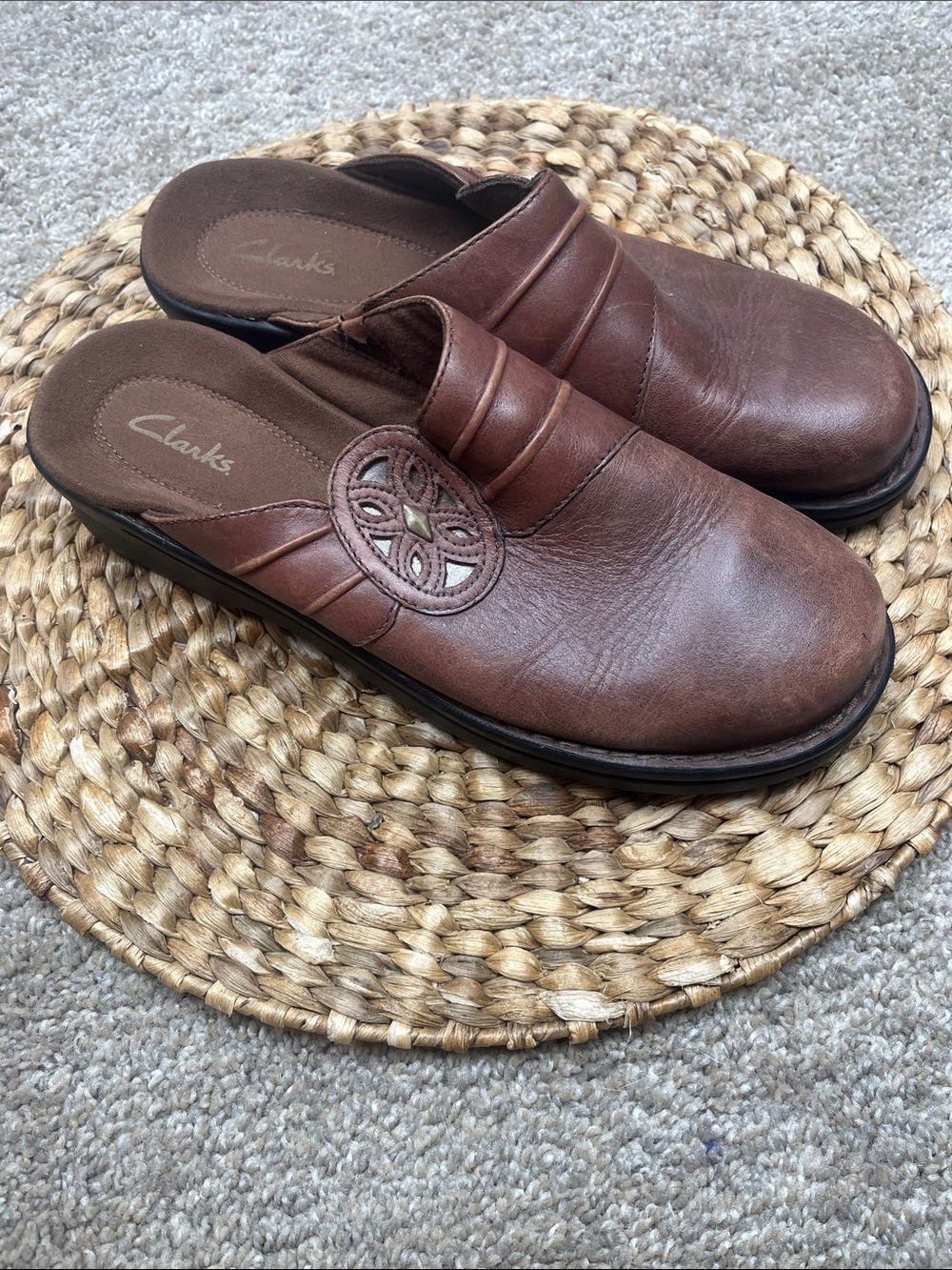 Clarks Brown Leather Slip-On Mules with Medallion Detail Womens Size 9
